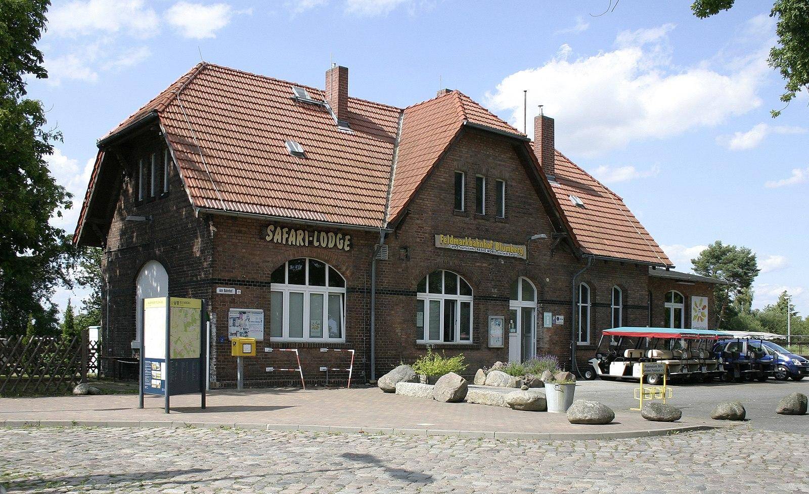 station building photo