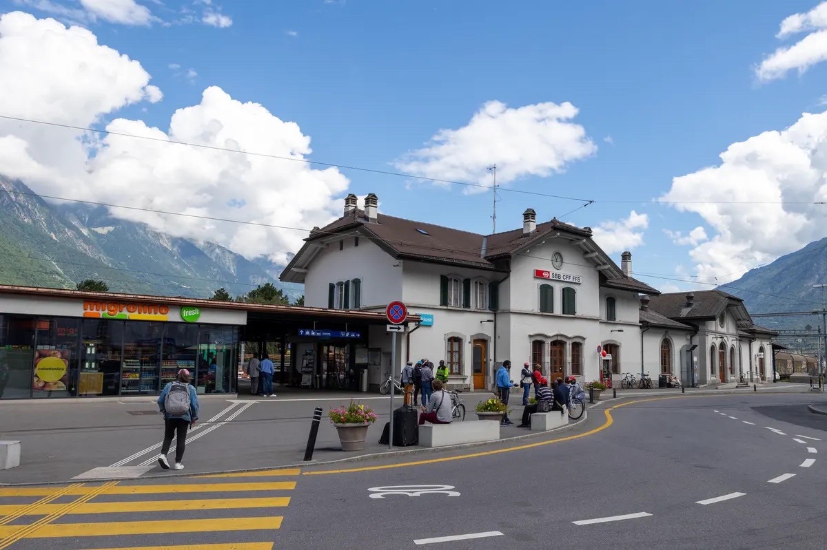 Martigny_gare_building