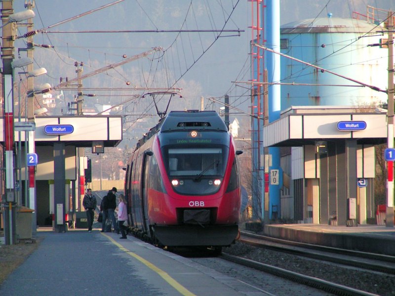 Wolfurt_bahnhof_platform_1_2_obb