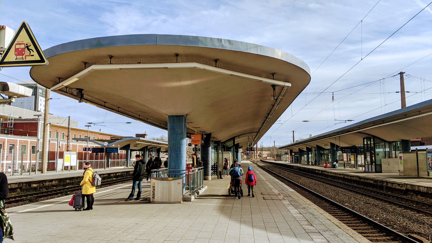 Bochum_hbf_bahnsteig_3_4