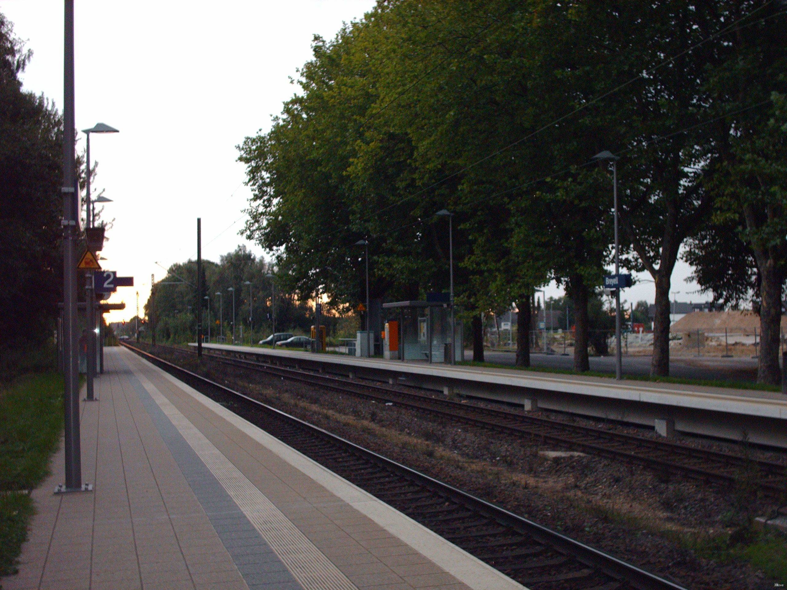 station interior photo