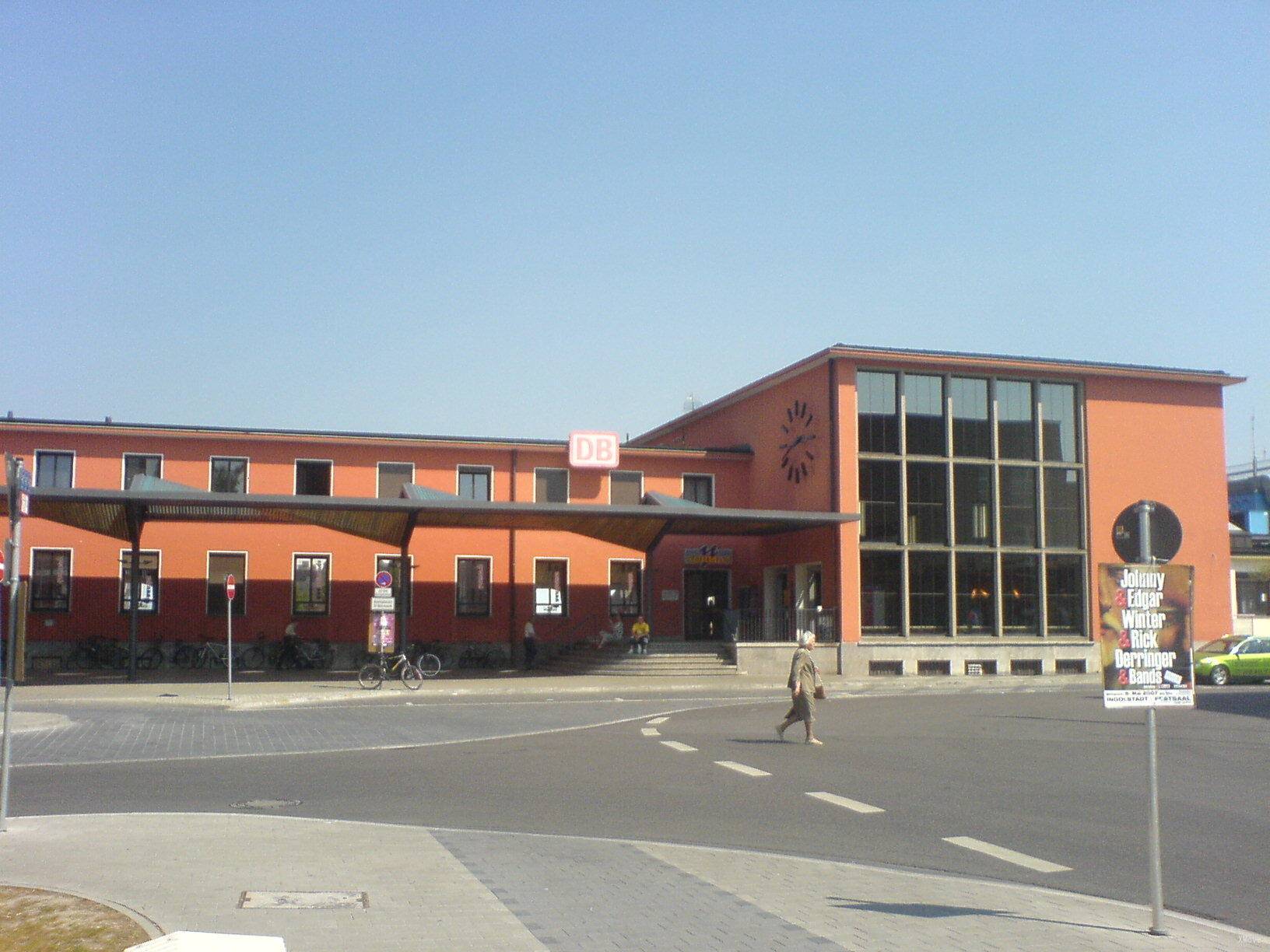 station building photo