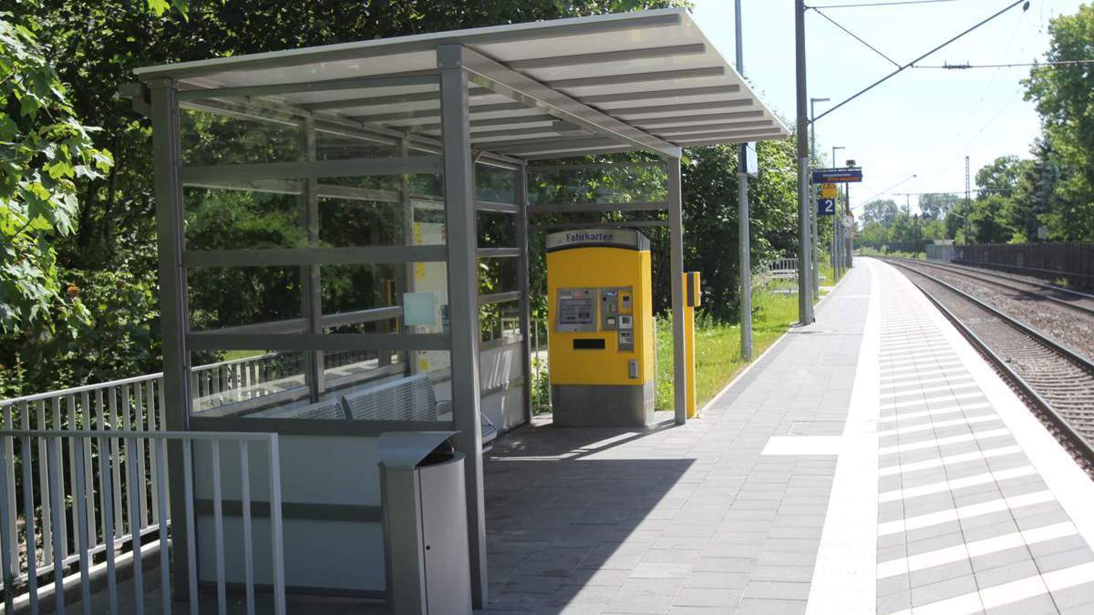 station interior photo