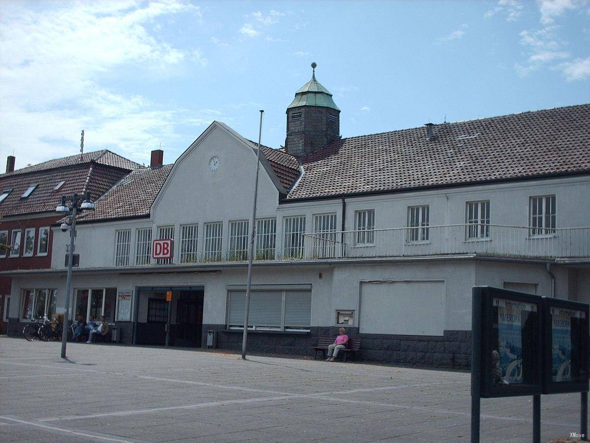 station building photo