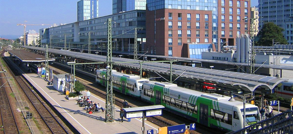 Db_freiburg_breisgau__hbf_station_outside