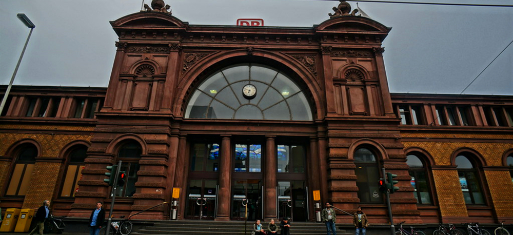 Db_bonn_hbf_station_outside