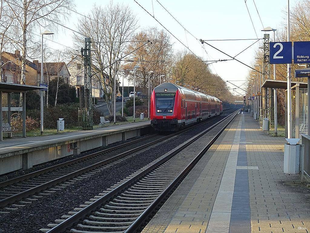 station interior photo