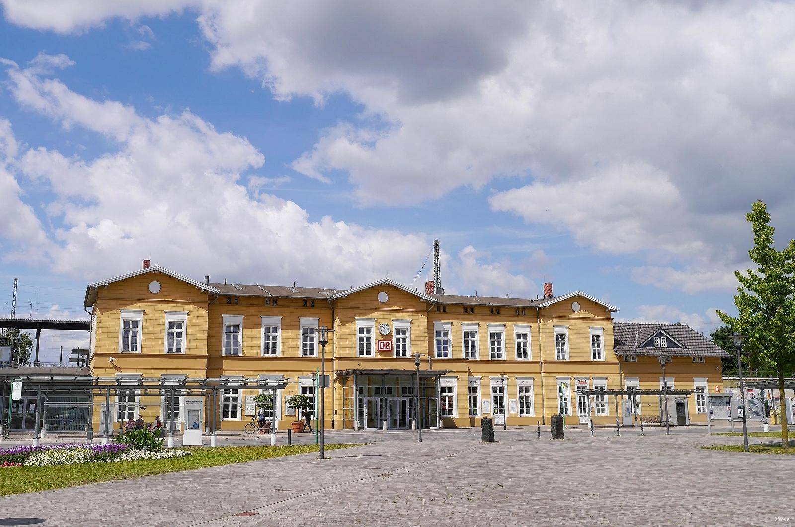 station building photo