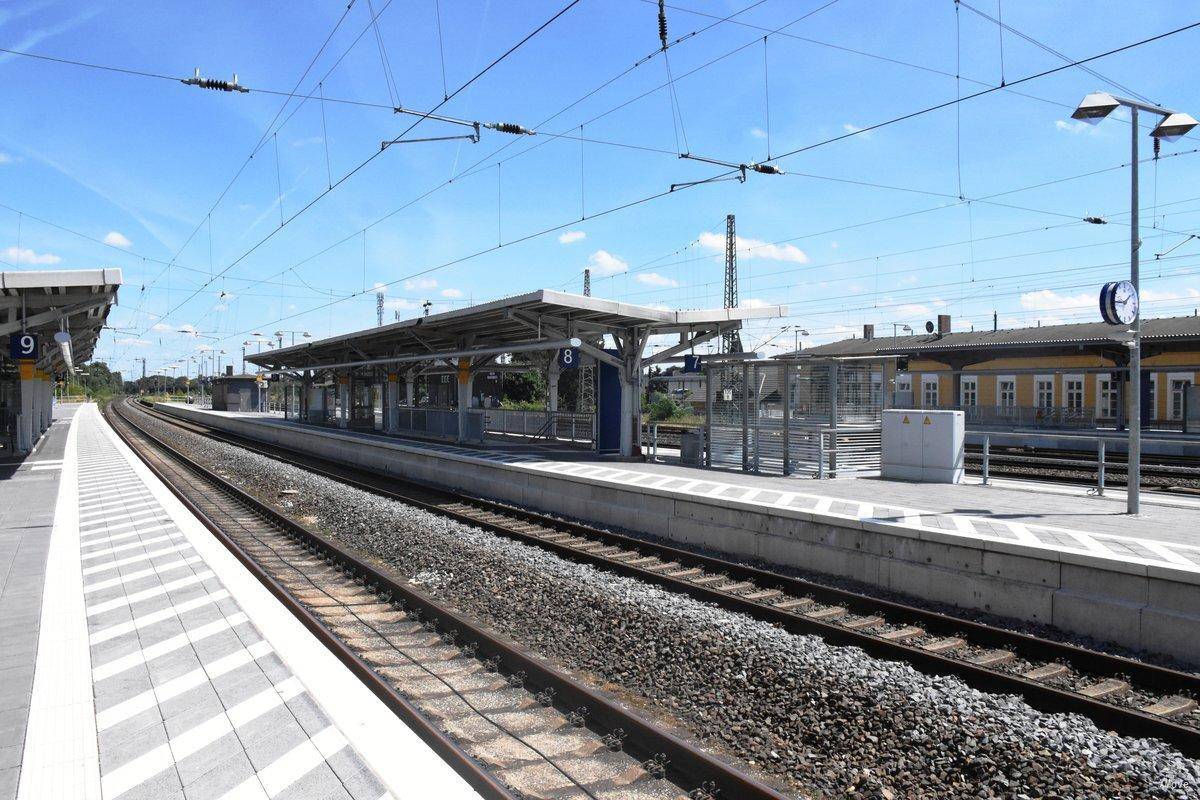 station interior photo