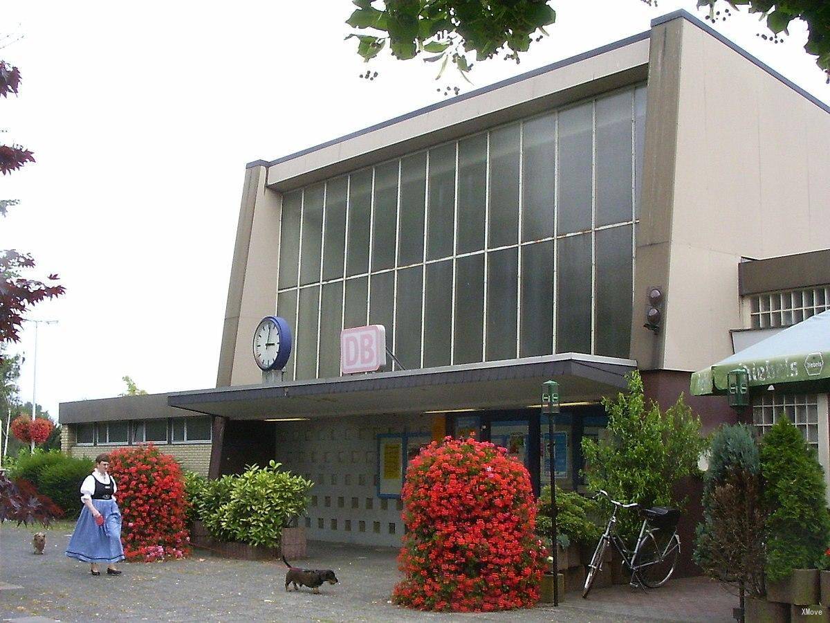 station building photo