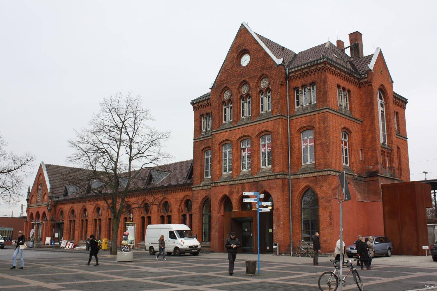 station building photo