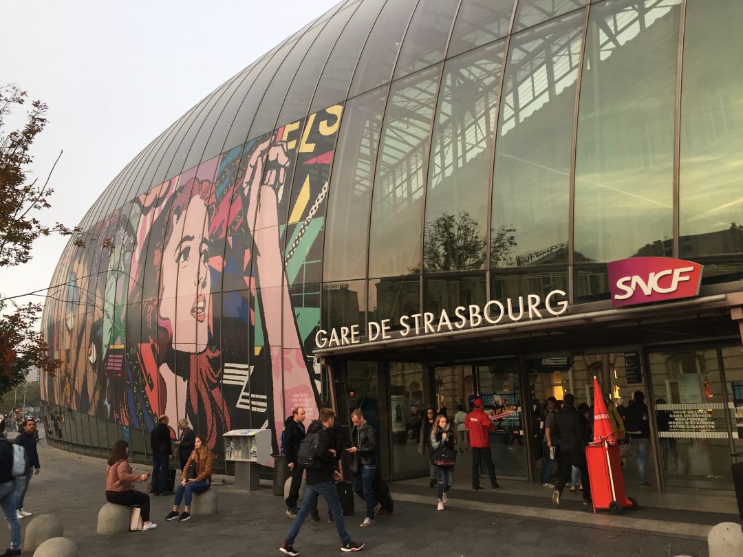 Sncf_rennes_station_outside
