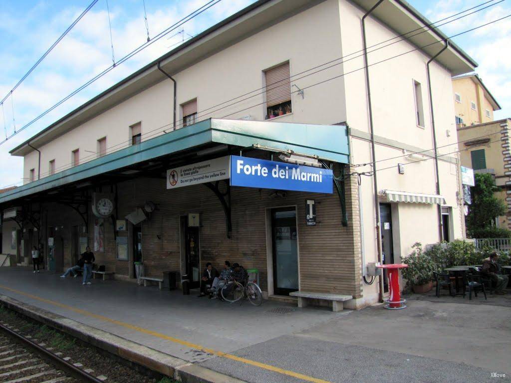 station interior photo