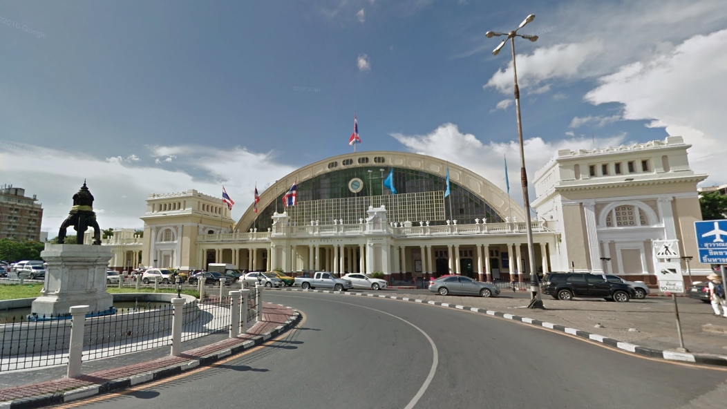 Bangkok_station_outside