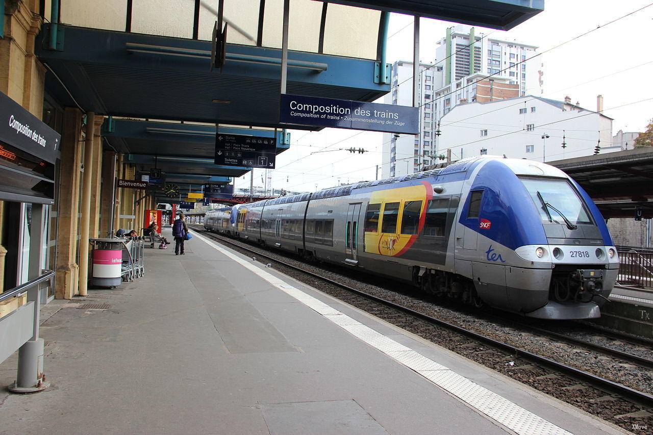 station interior photo