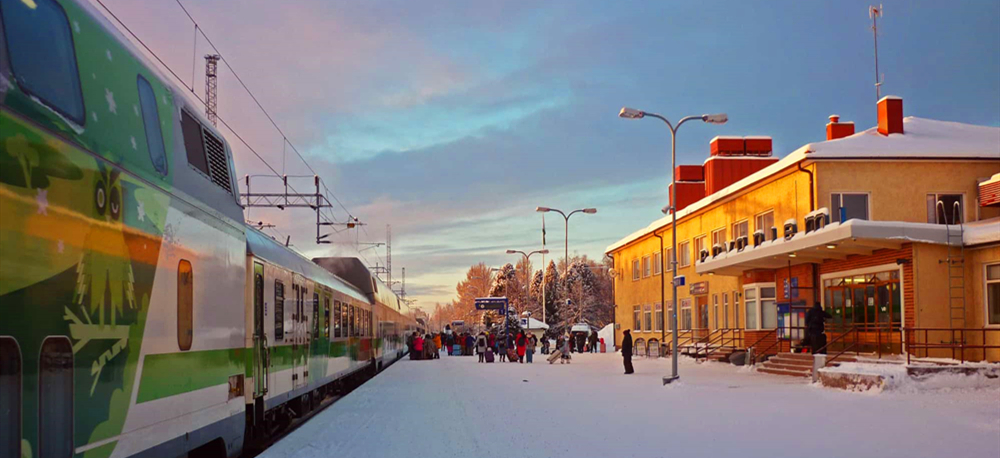 Vr_rovaniemi_station_inside