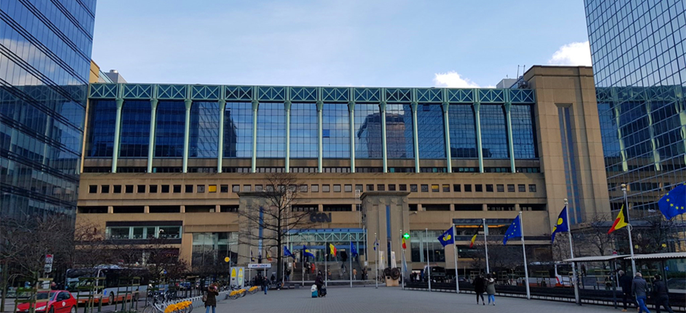 %e6%af%94%e9%93%81 Bruxelles Noord Outside