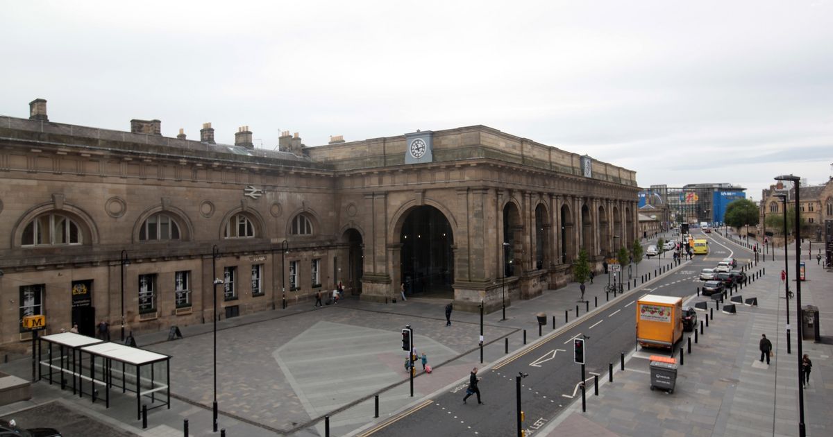 Newcastle_station_outside