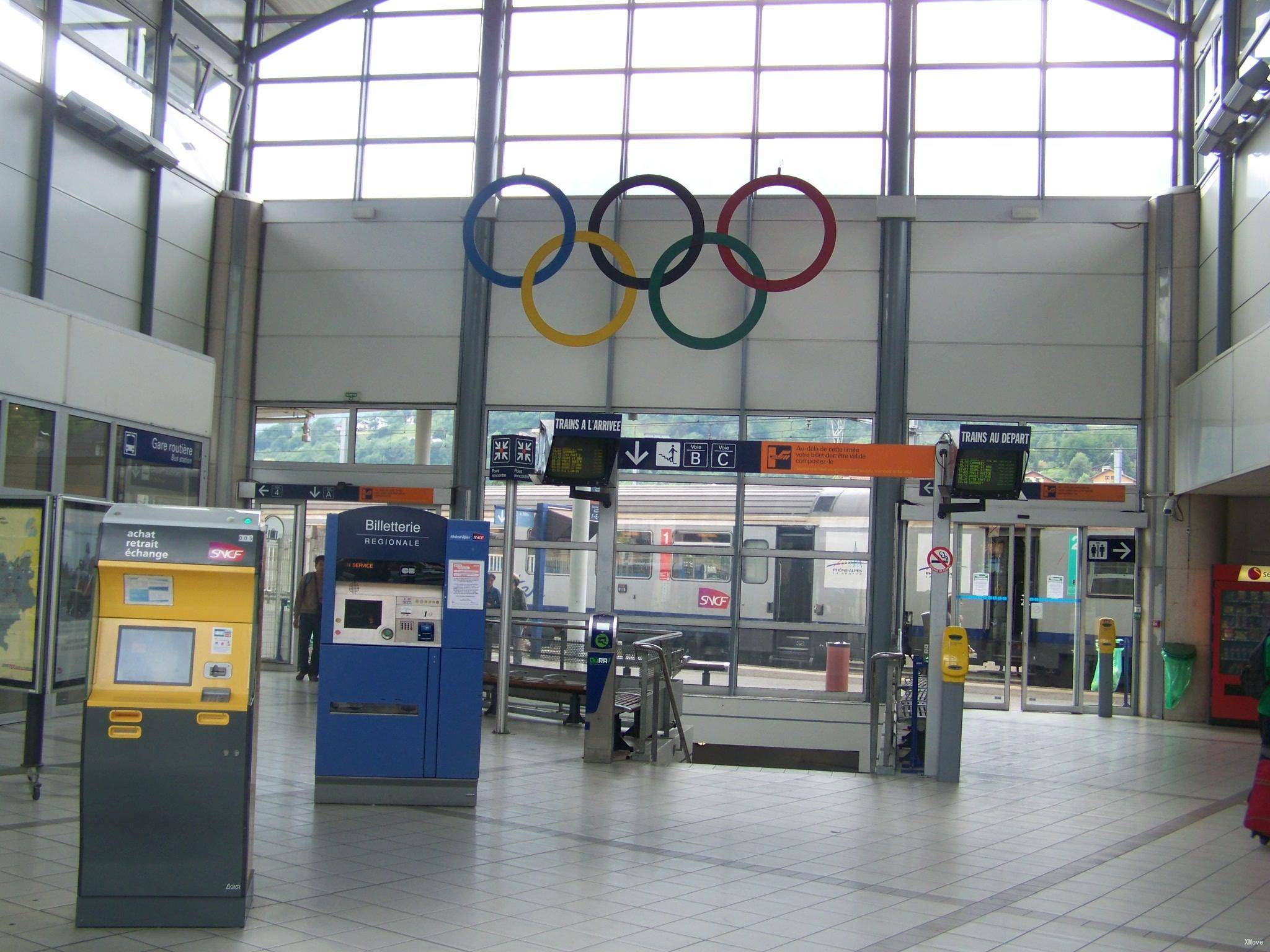 station interior photo