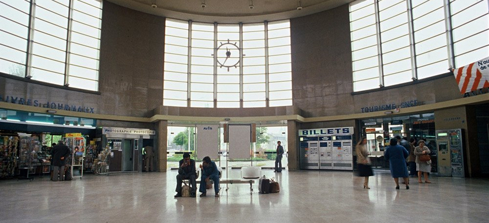 Sncf_dijon_ville_central_station_inside