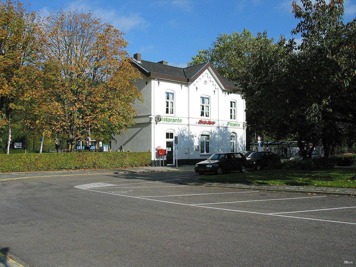 station building photo