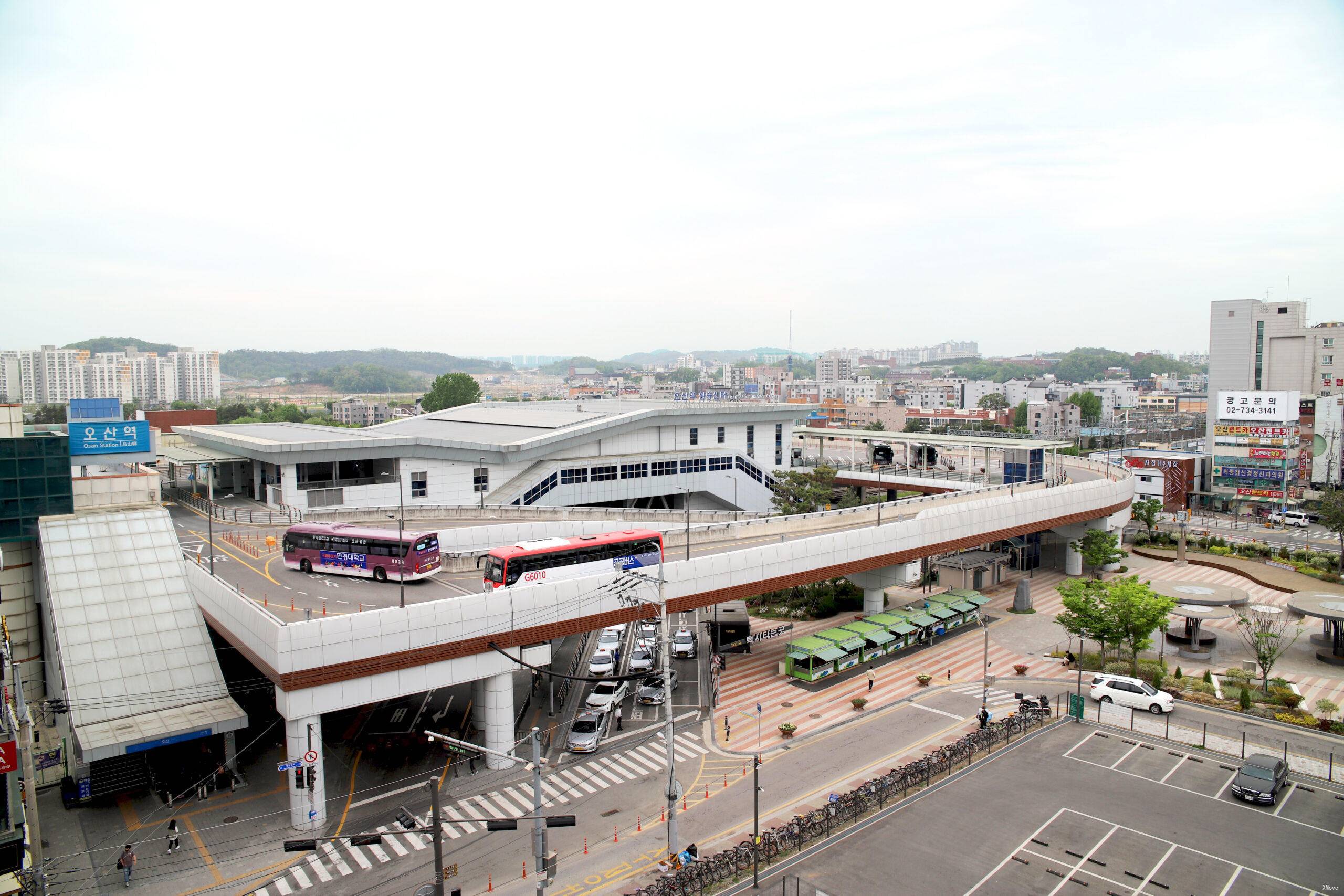 station building photo