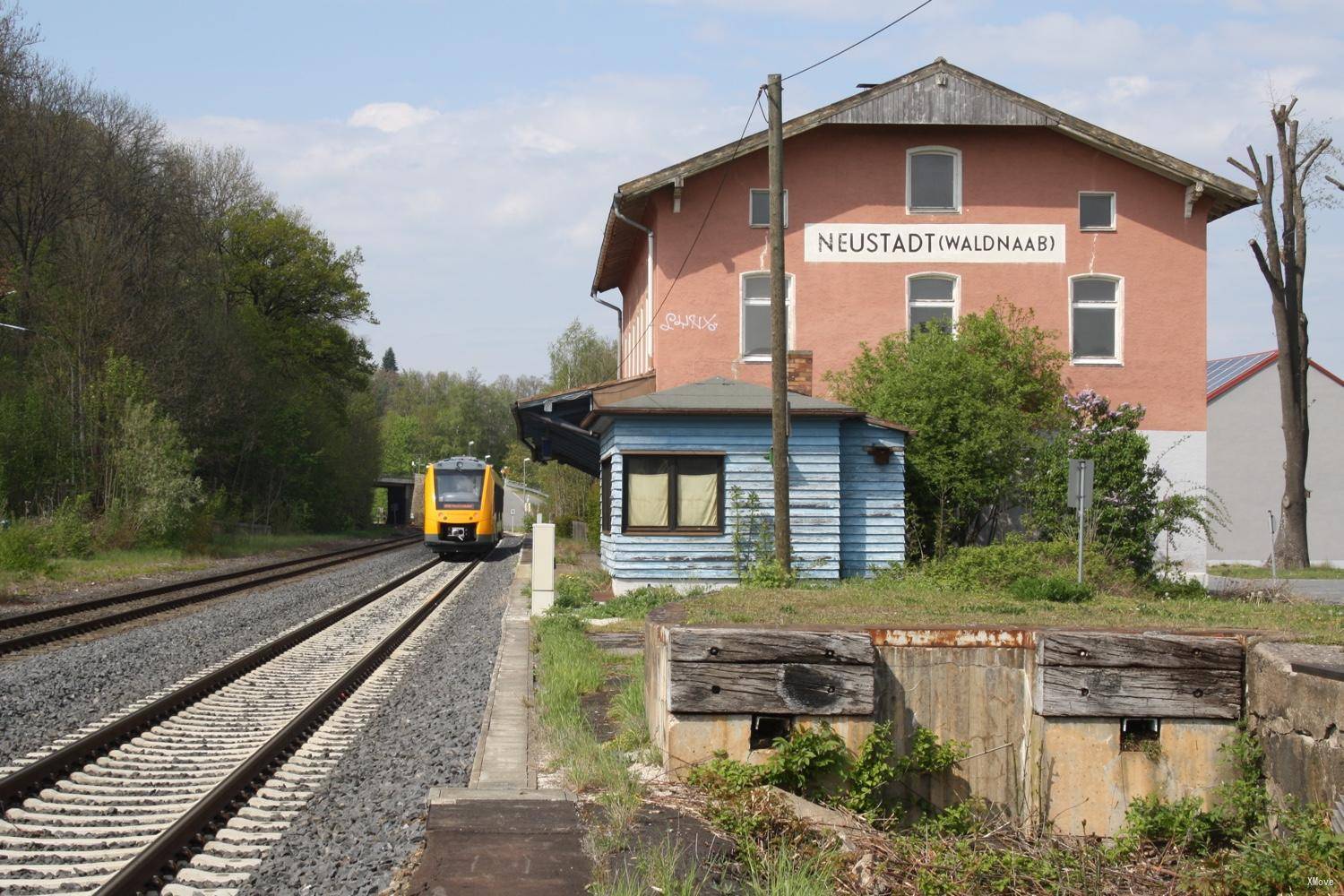 station building photo
