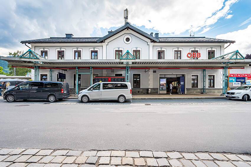 station building photo