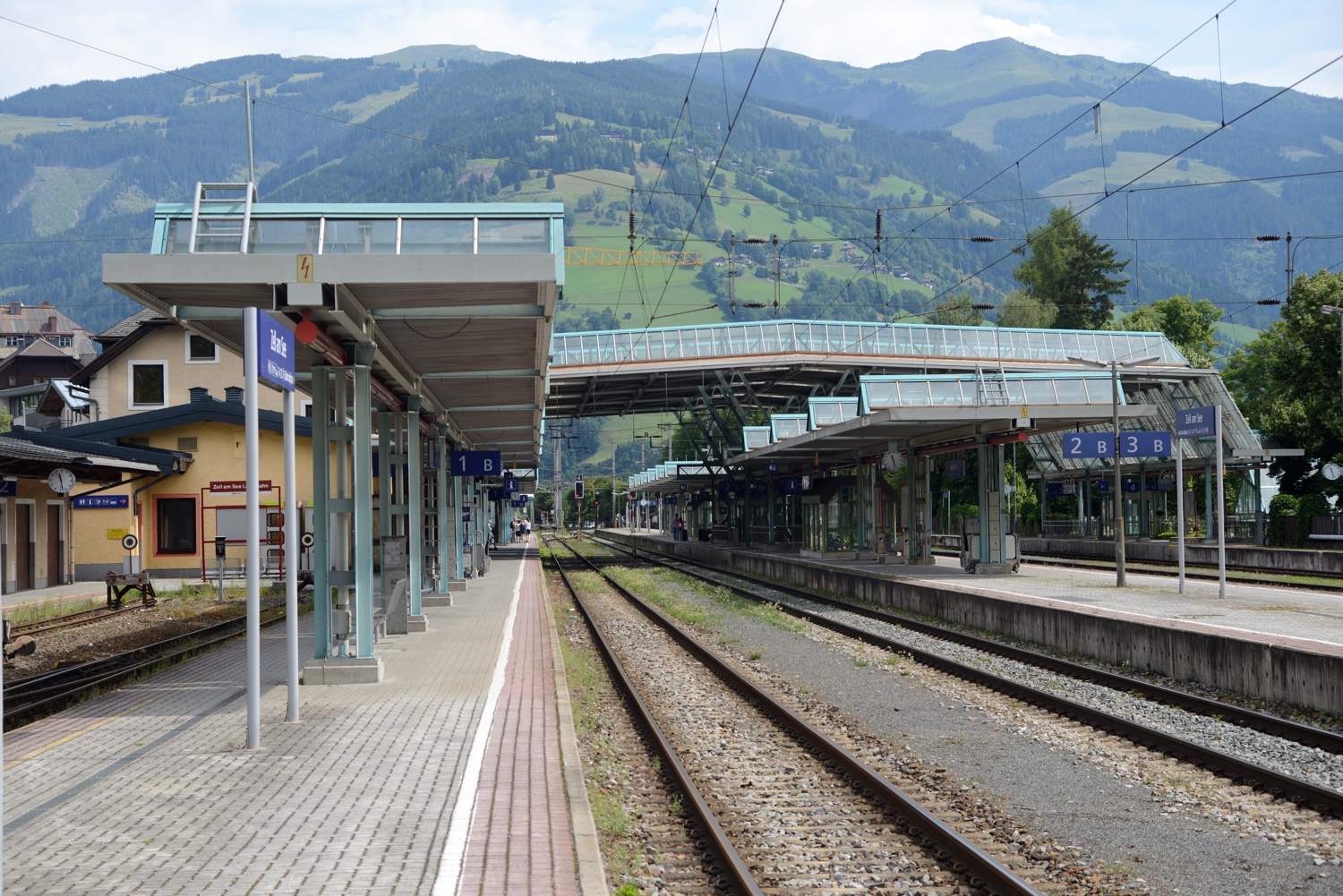 Zell_am_see_bahnhof_u%cc%88berdachung