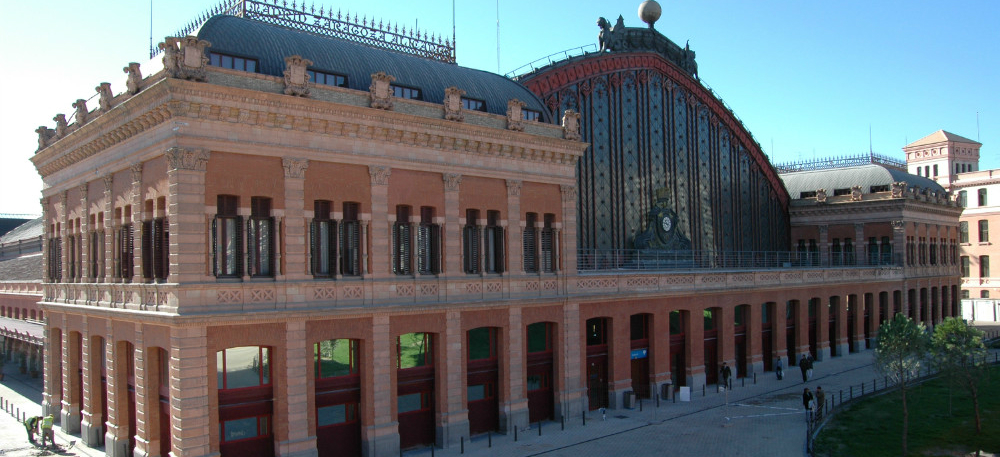 Xitie _madrid_atocha_station_outside
