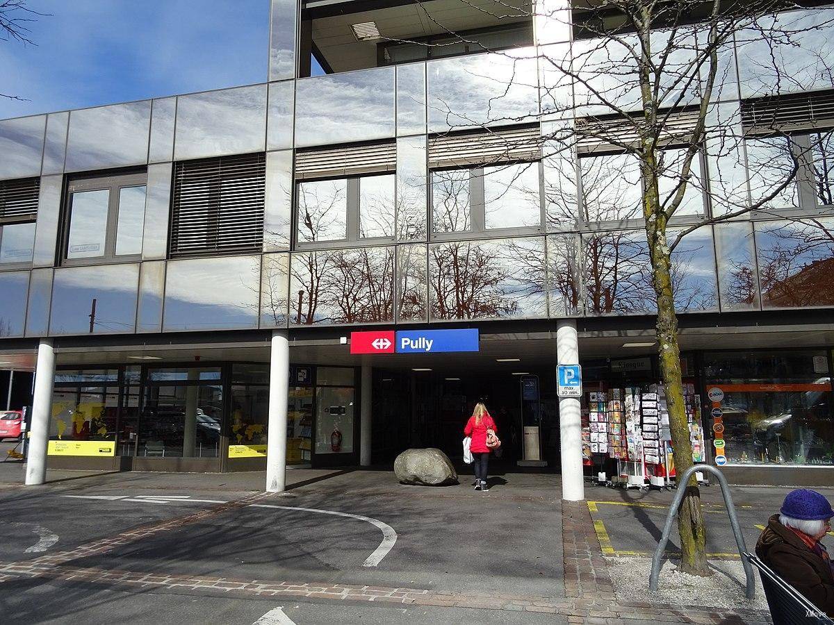station building photo