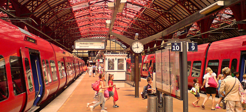 Koebenhavn_hovedbaneg_station_inside