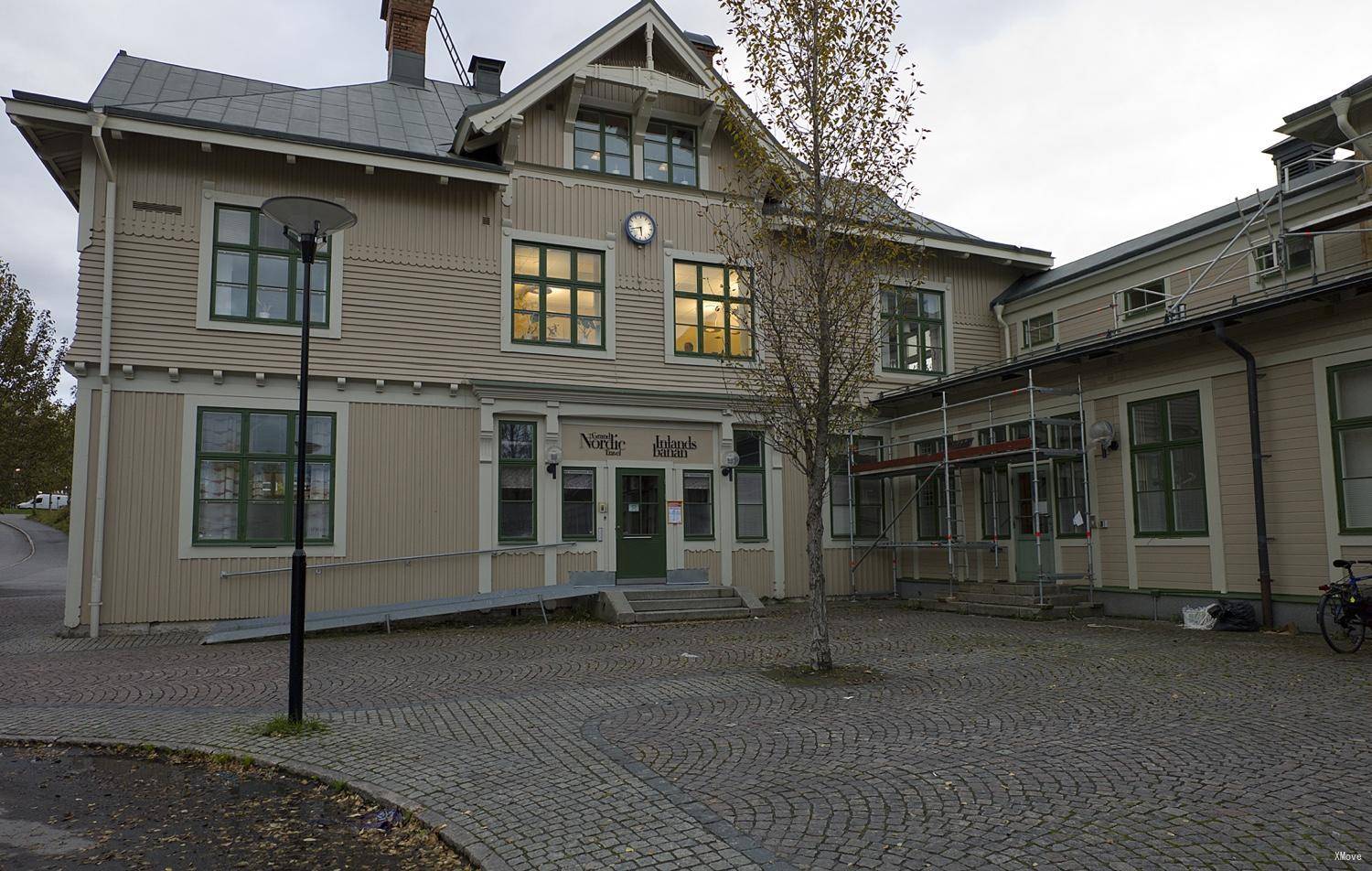 station building photo