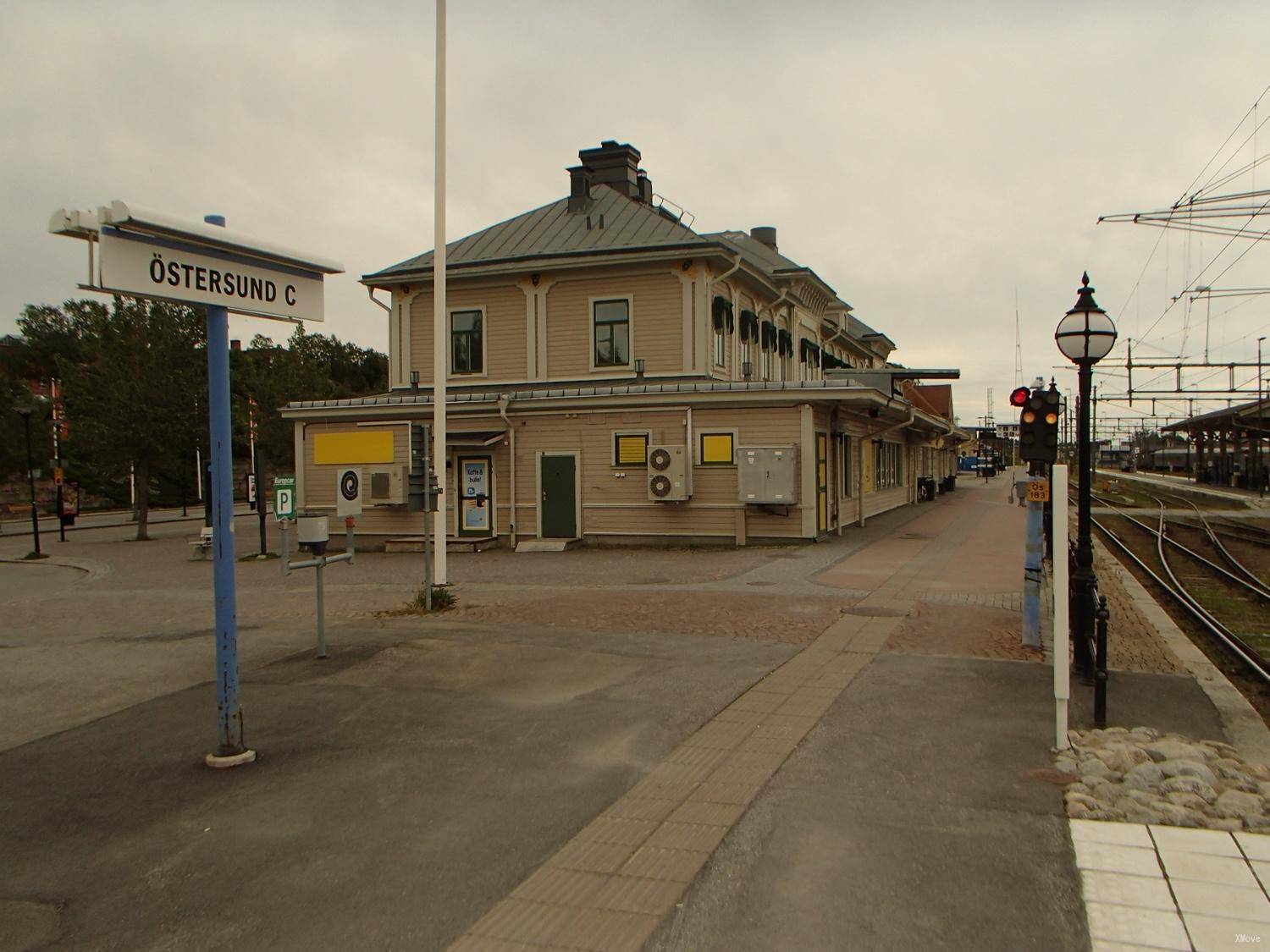 station interior photo