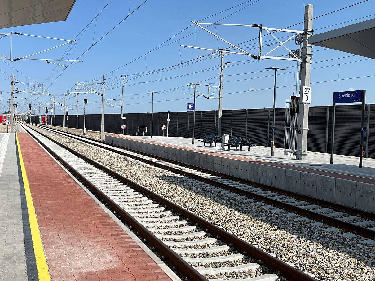 station interior photo