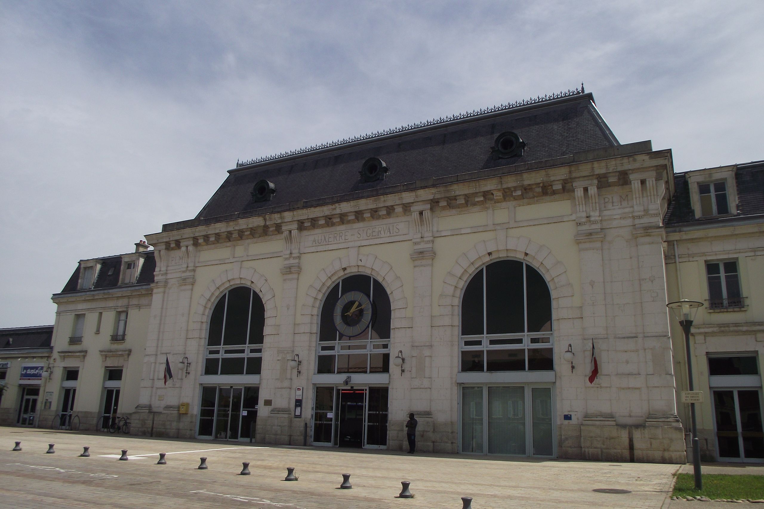 Auxerre_saint Gervais_gare_facade