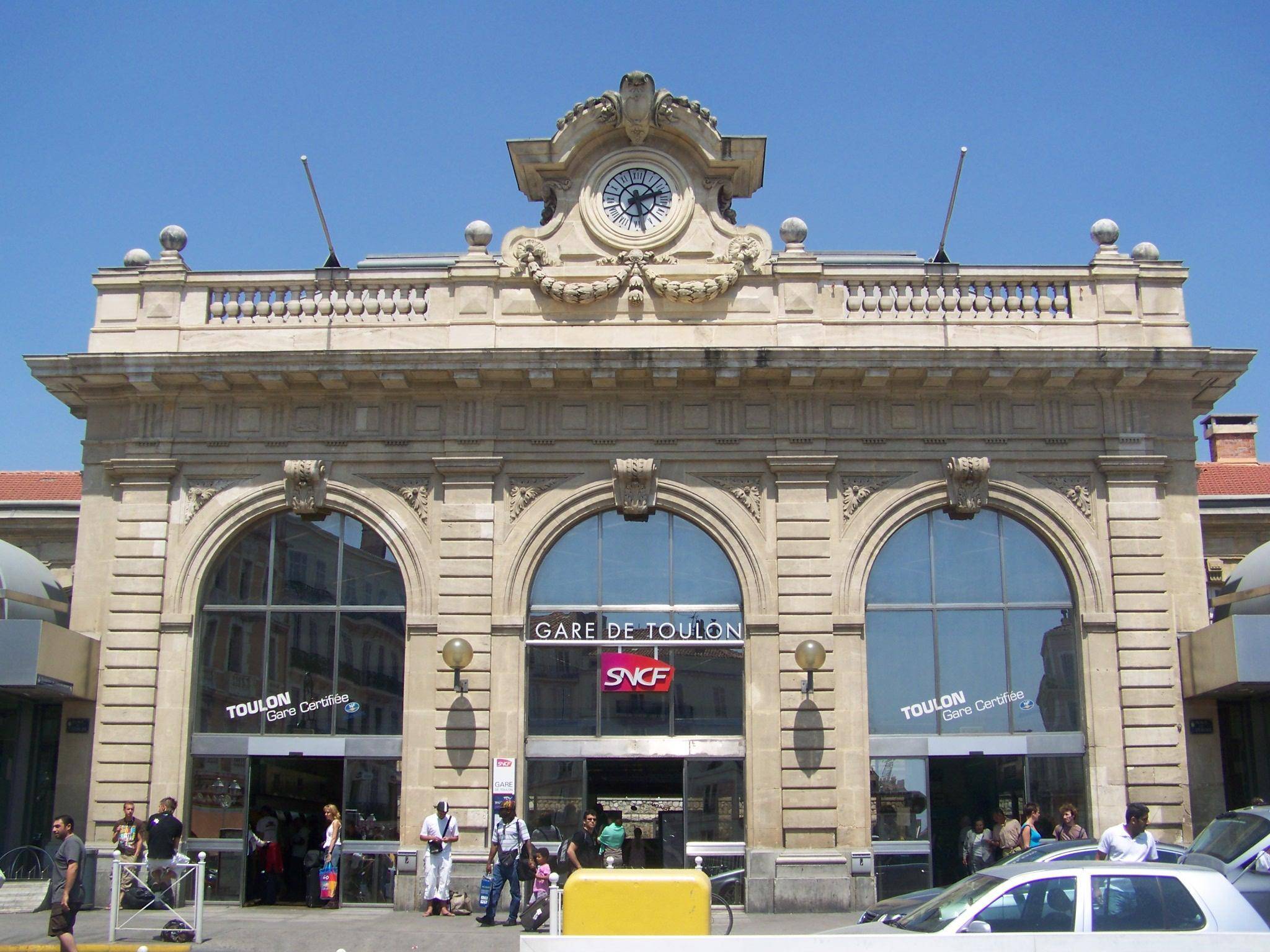 station building photo