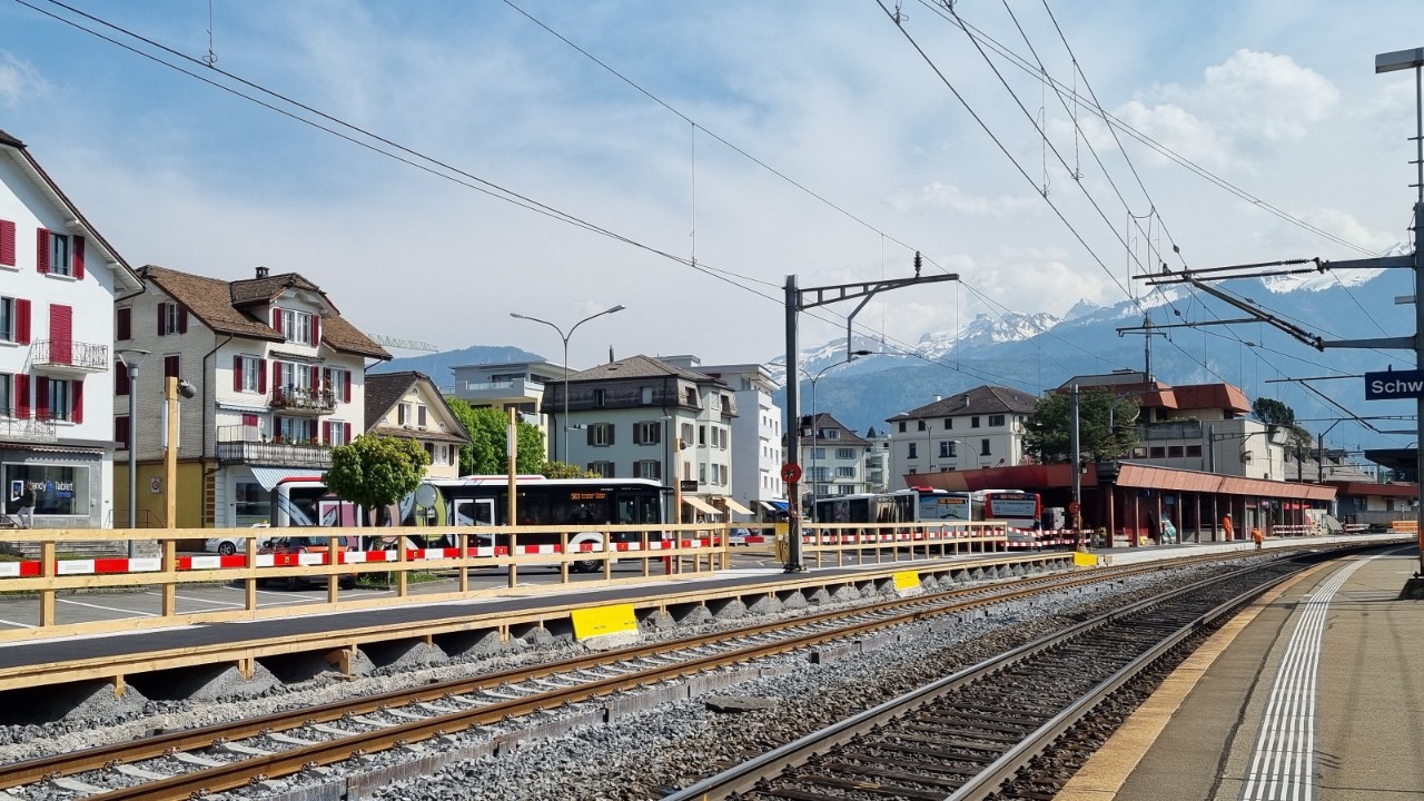 Schwyz_bahnhof_platform