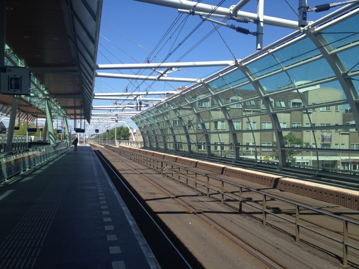Houten_station_platform_1