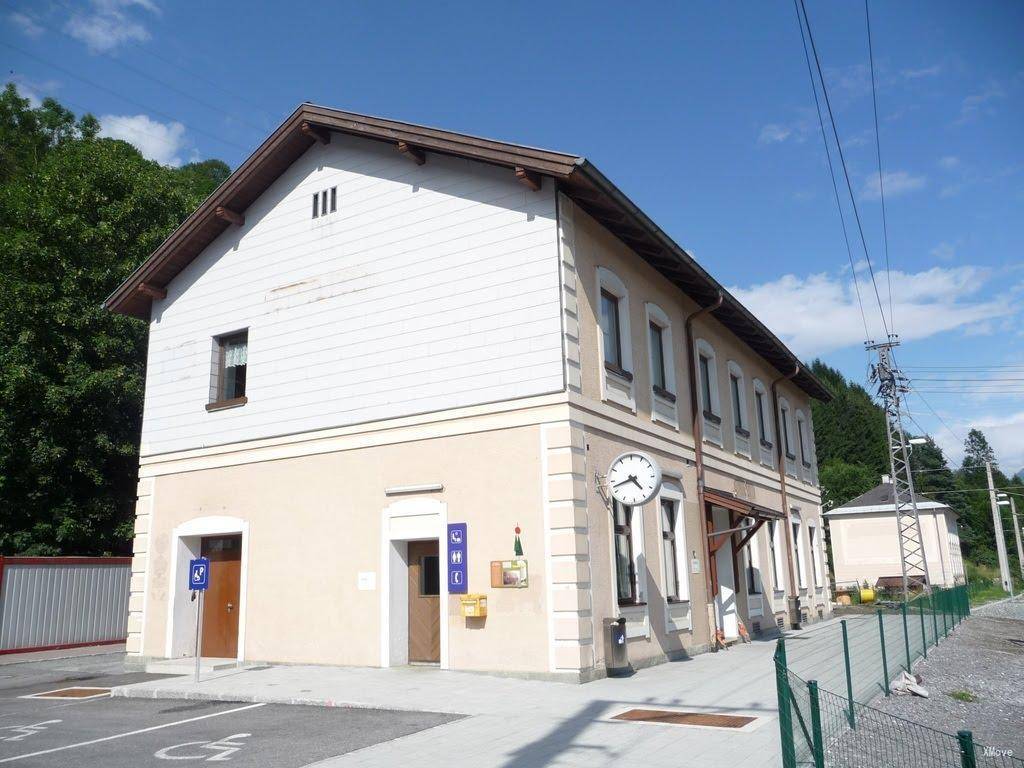 station building photo