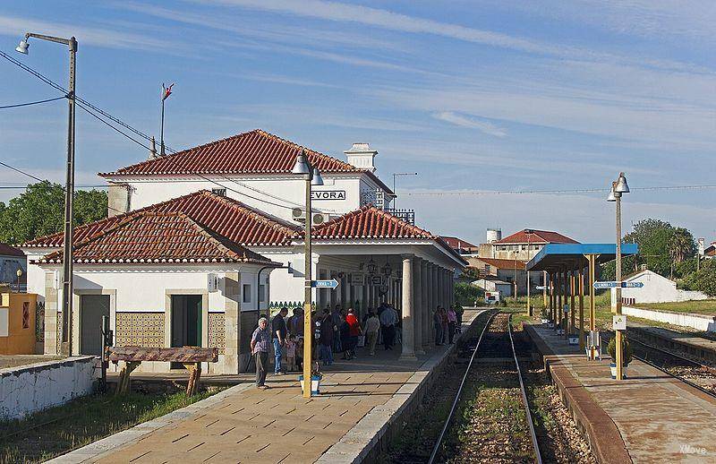 station interior photo