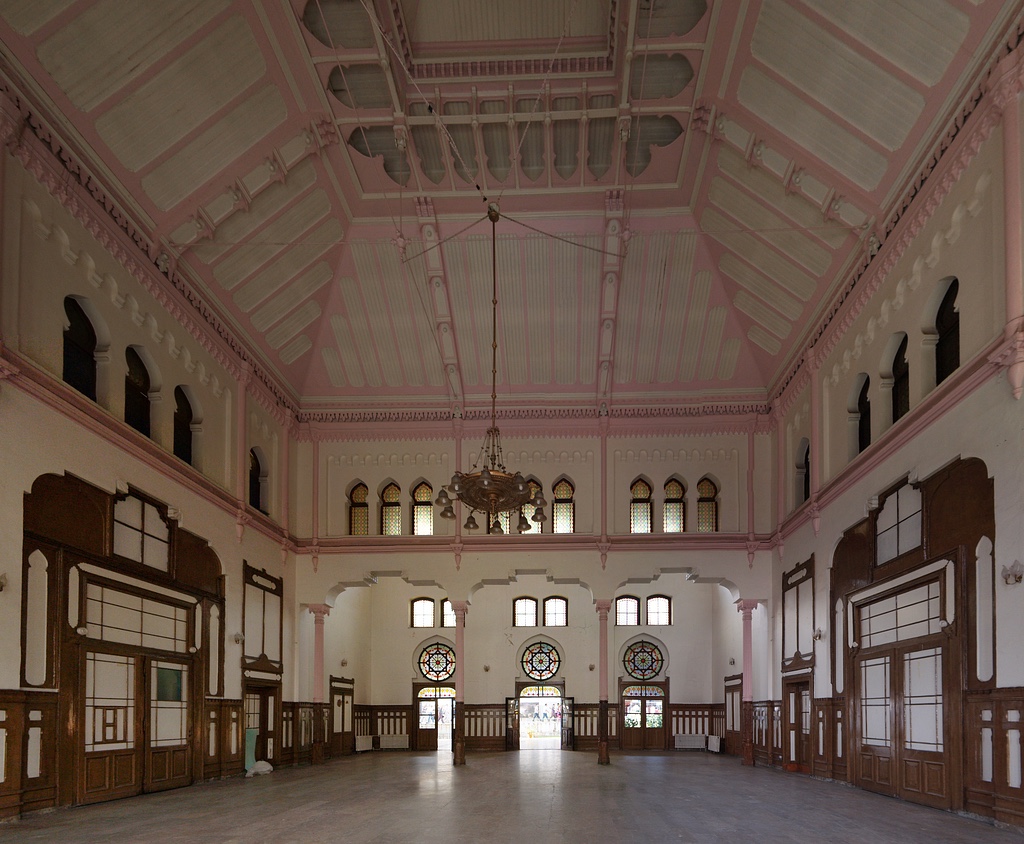 Istanbul_sirkeci_station_concourse