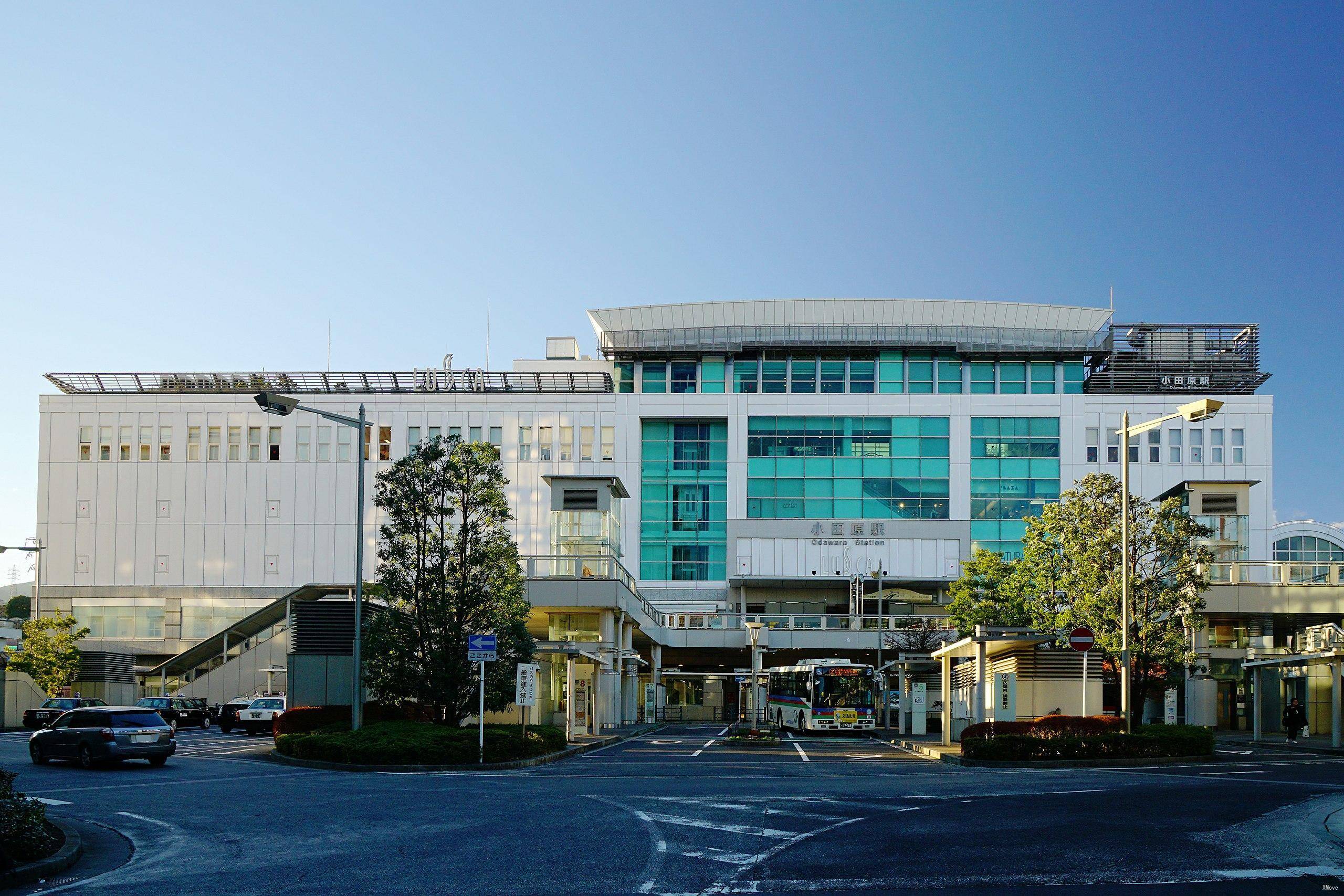 station building photo