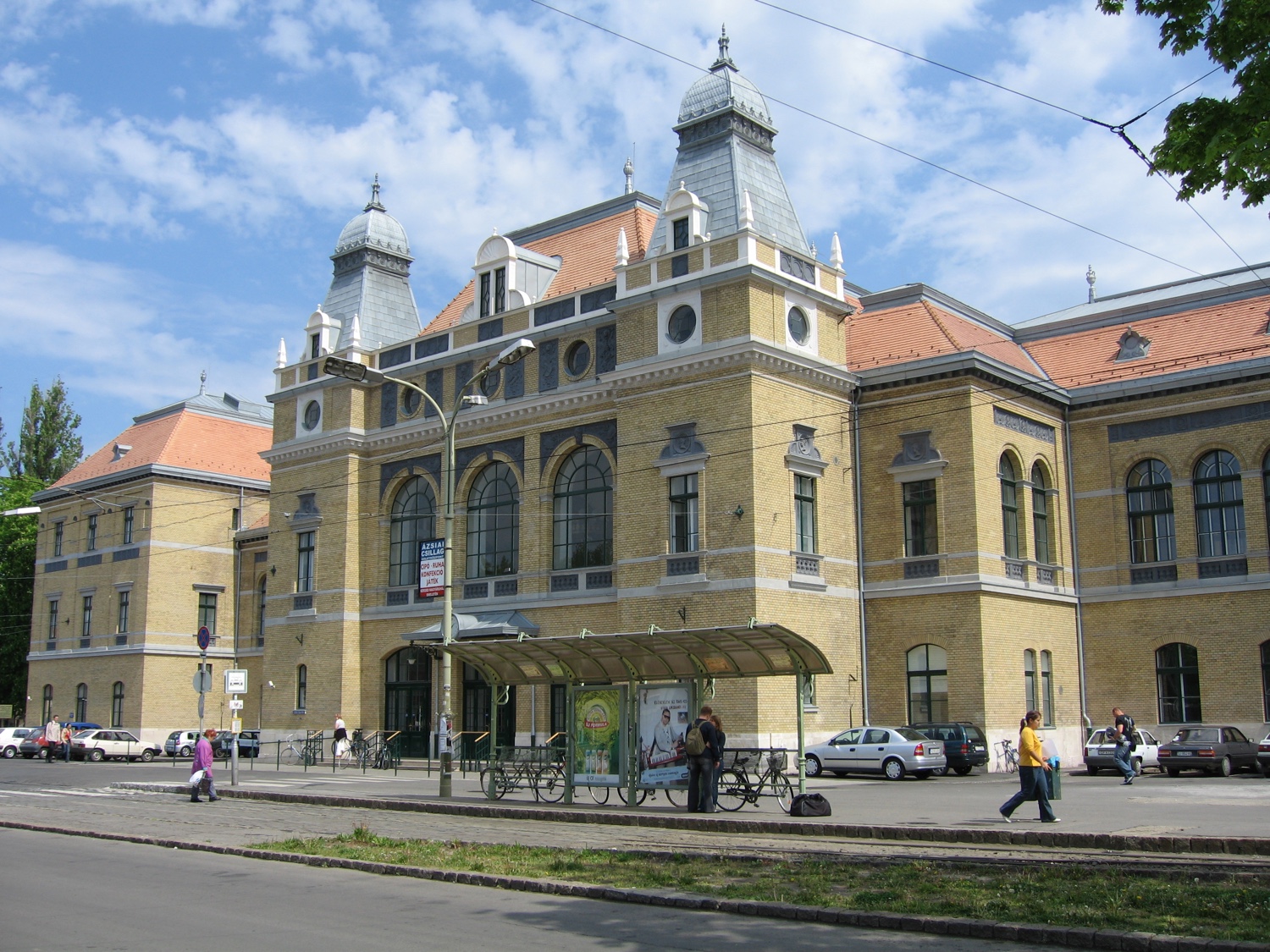 Szeged Train Station_building