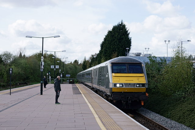 Solihull_station_platform_1