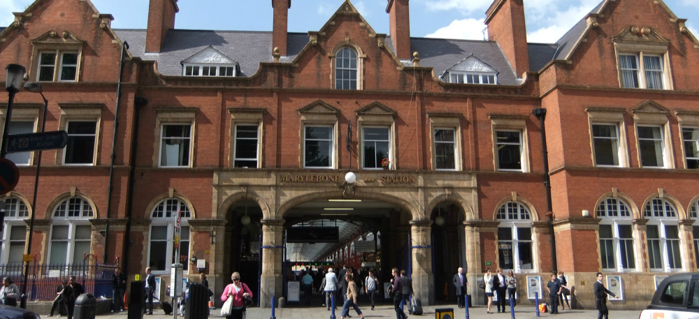 Yingtie _london_marylebone_station_outside