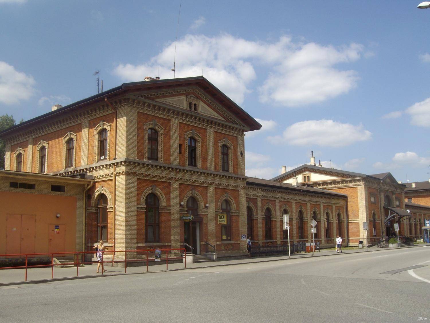 station building photo