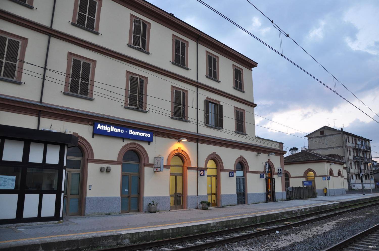 station interior photo