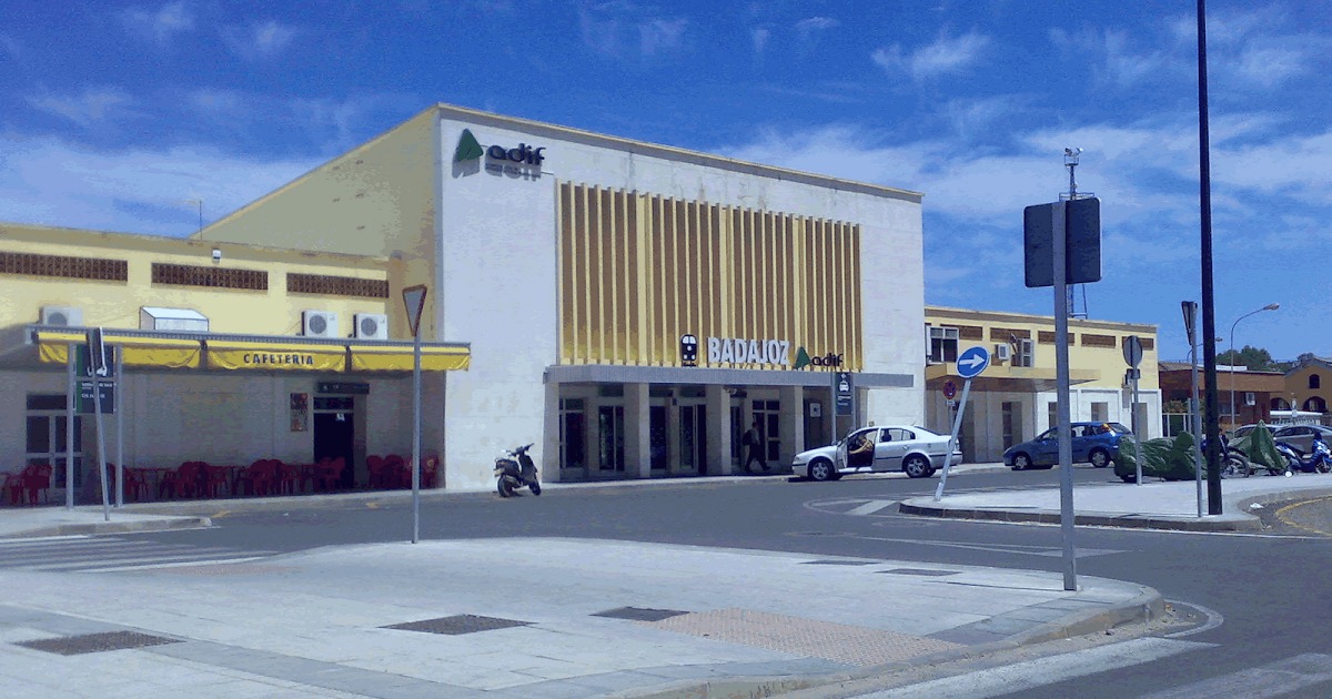 Badajoz_station_building
