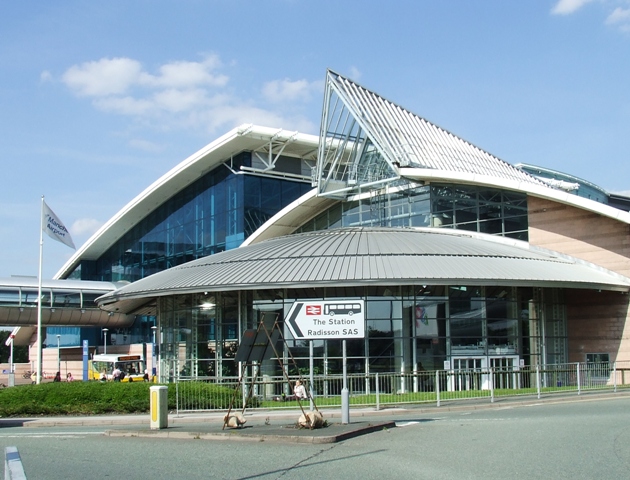 Manchester_airport_train_station